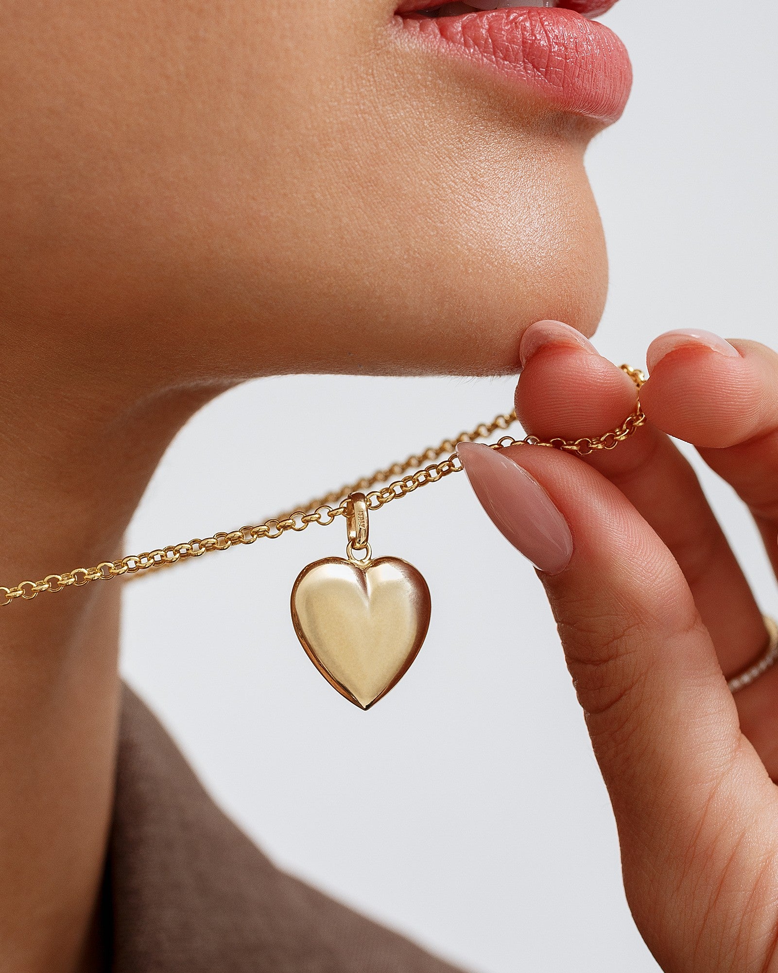 Hollow Gold Puffed Heart Necklace Charm - Sparkle Society