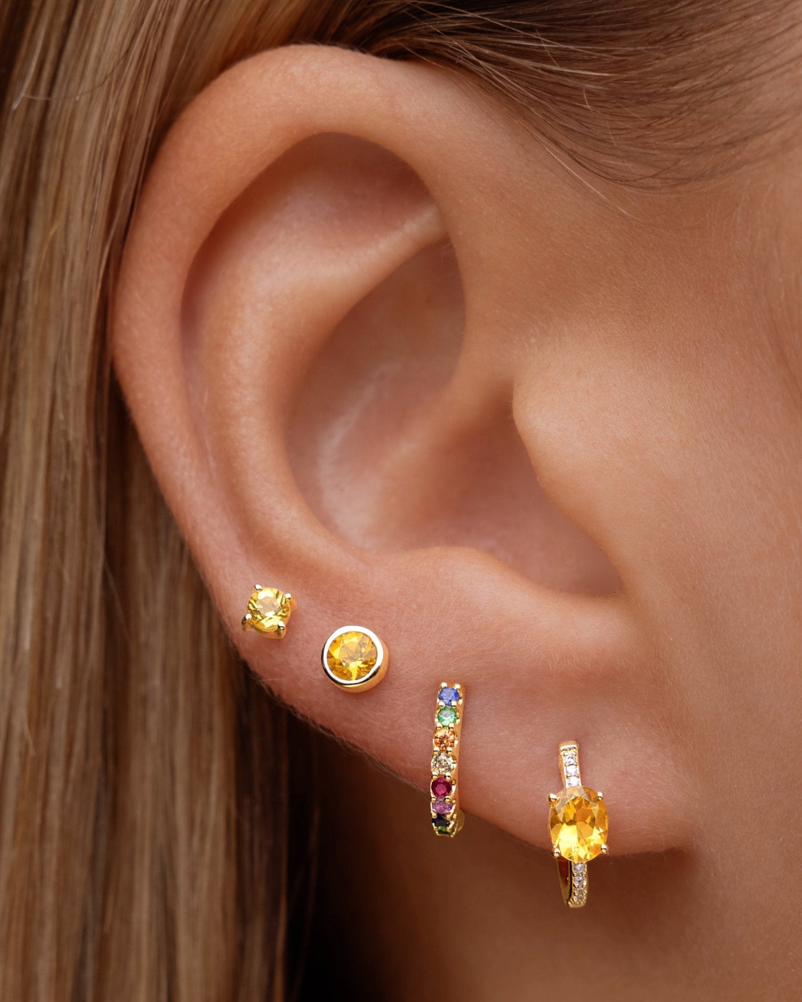 Single Birthstone Prong Studs - Sparkle Society