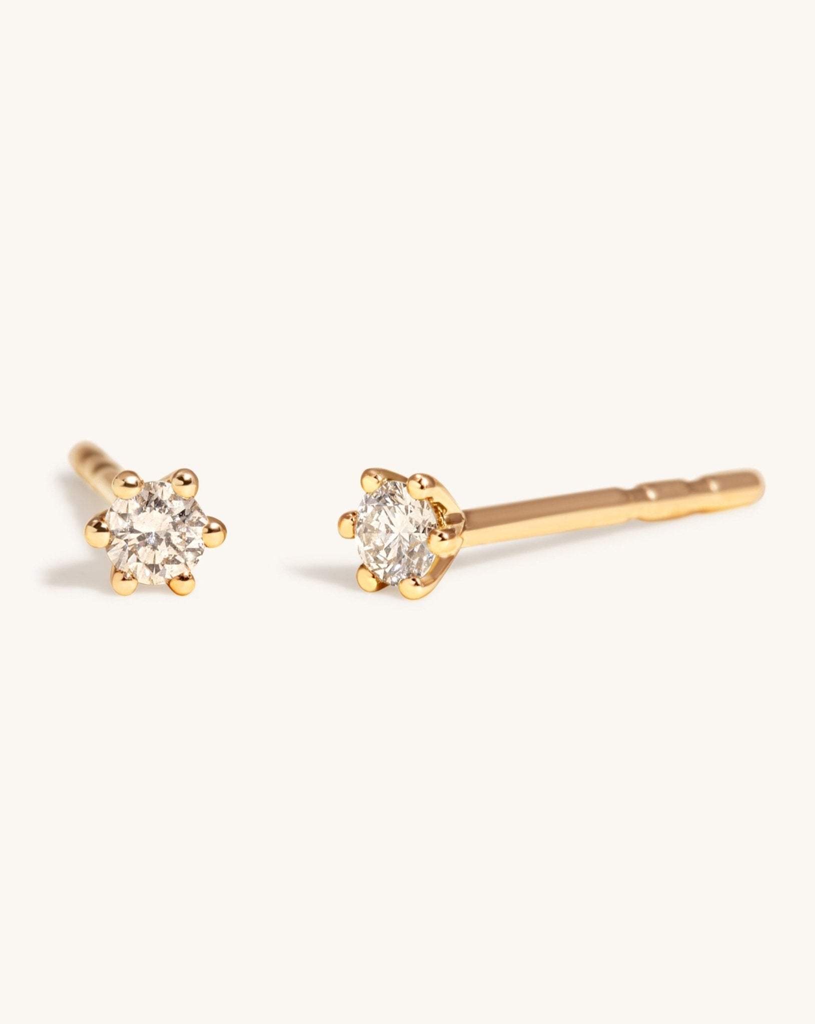 Single Diamond Studs - Sparkle Society